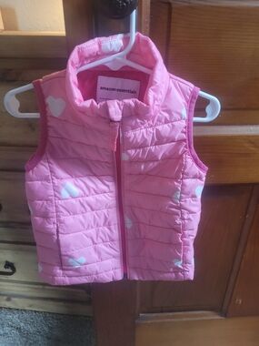 Amazon Essentials Kids Pink Puffer Vest with White Heart Accents